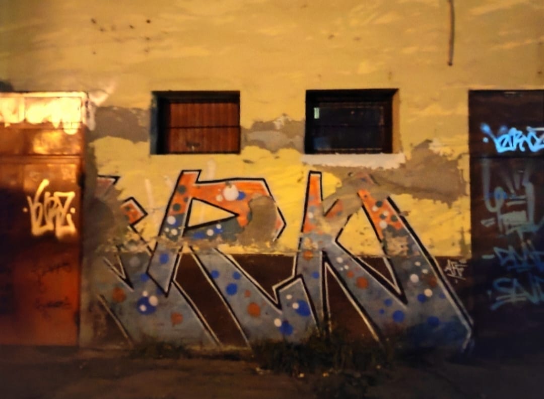 33