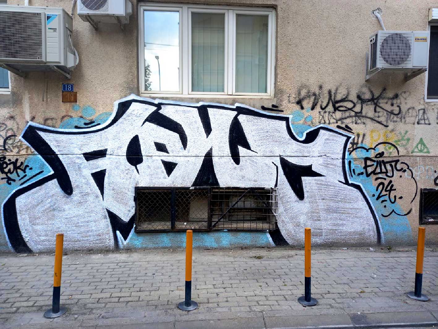 39