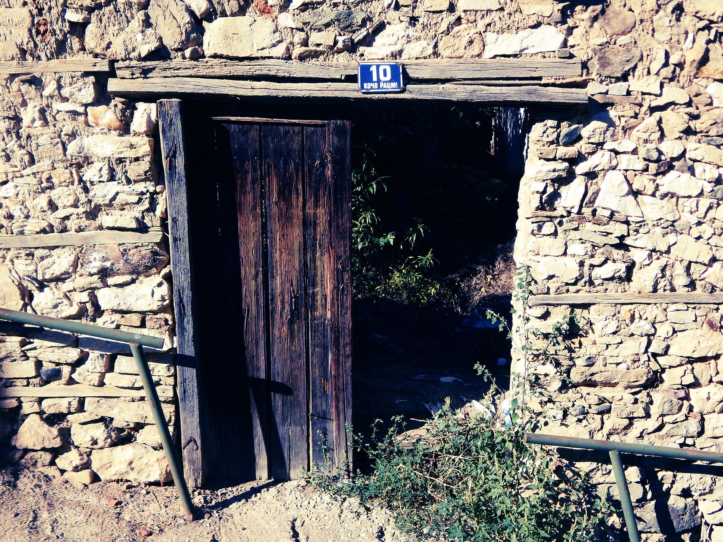 8